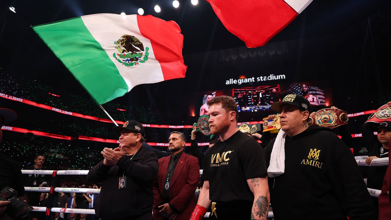 ¿Cuándo y a qué hora pelea Canelo Álvarez en Arabia Saudita?