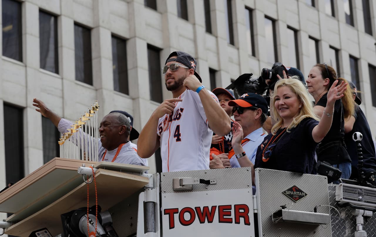 George Springer, Houston Astros, 2017. En el Dodger Stadium, ante más de 54mil aficionados, Los Angeles Dodgers perdieron la serie 4-3.