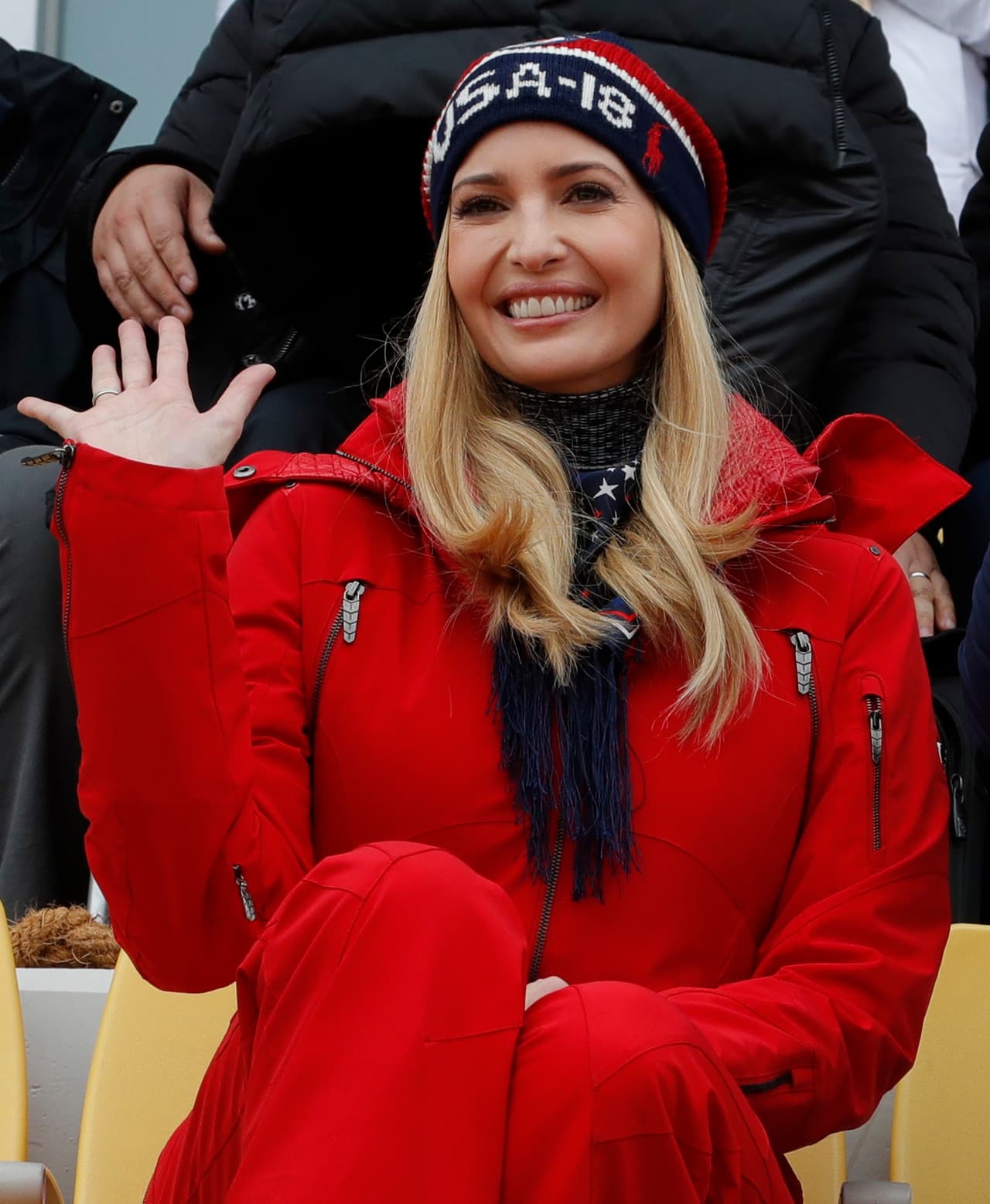 La hermosa Ivanka Trump, hija del presidente de Estados Unidos, Donald Trump, fue centro de atención en Pyeongchang 2018, donde brilló por su belleza y buen ánimo como espectadora y con los atletas.