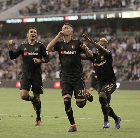 Joven volante colombiano deslumbra y debuta como goleador en el LAFC de Carlos Vela