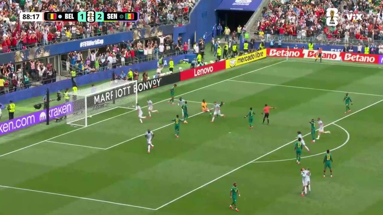 Increíble error del portero y Bélgica encuentra el empate!
