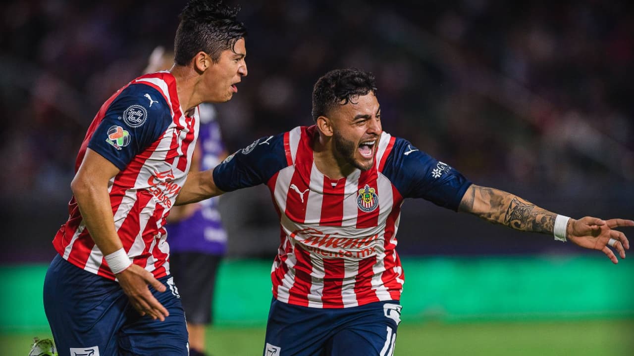 El once de Chivas contra Mazatlán FC en el Grita México C22