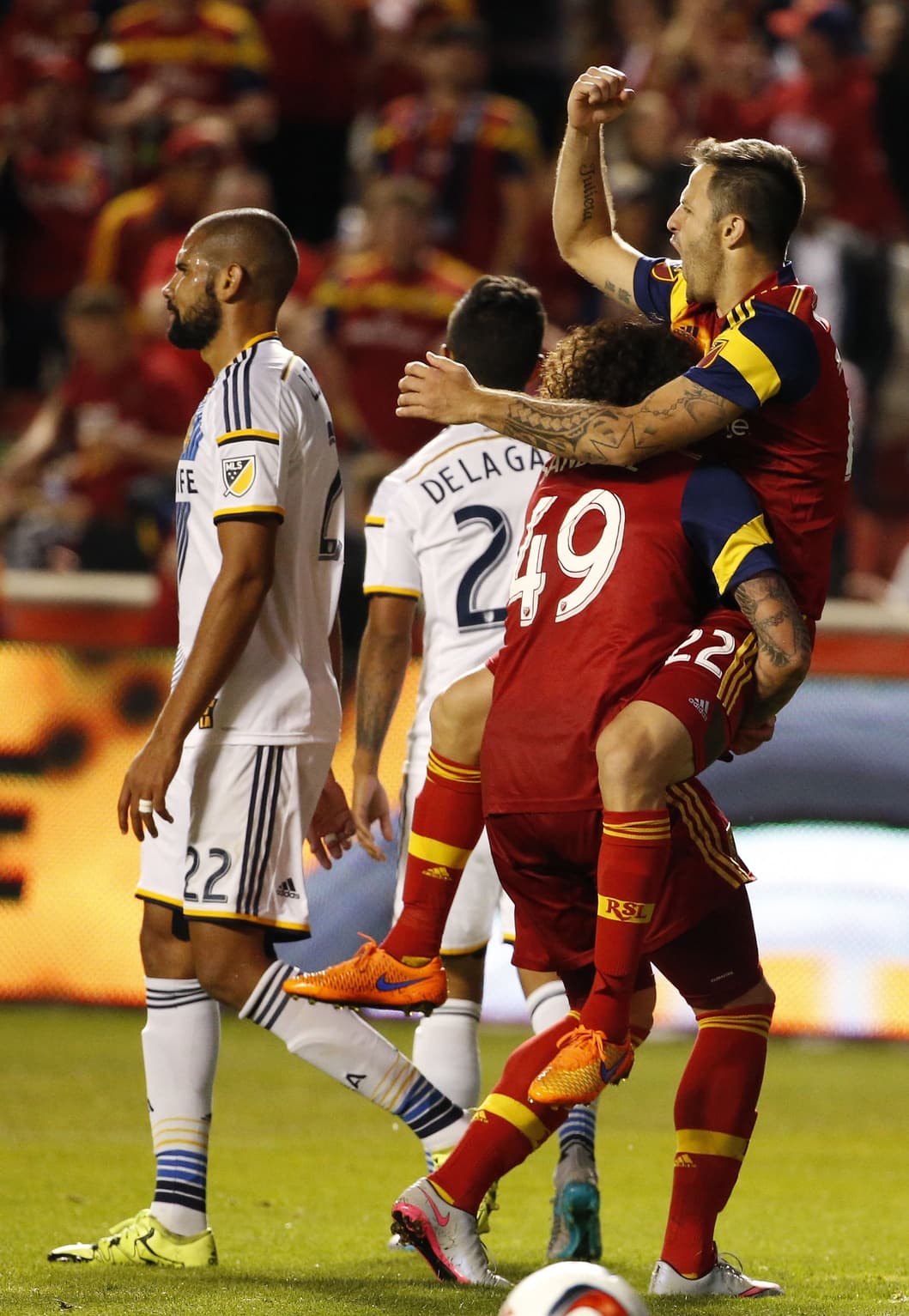 La dupla entre Burrito Martínez y Devon Sandoval le rinde frutos al técnico Jeff Cassar en Real Salt Lake.