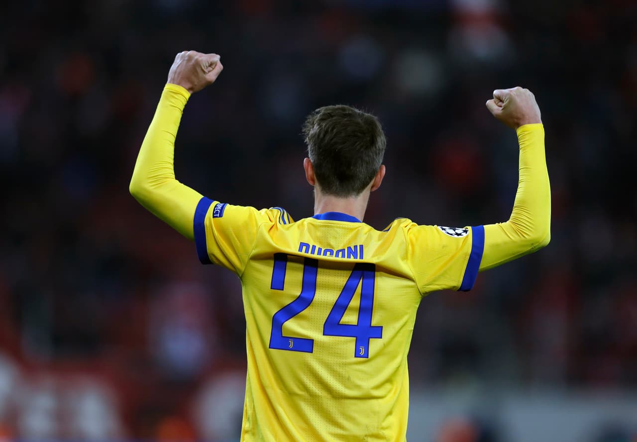 El joven Daniele Rugani ha sido seguido por varios equipos de la Premier League. Manchester United y Arsenal son los equipos que quieren arrebatarle esta joya a la Juventus.