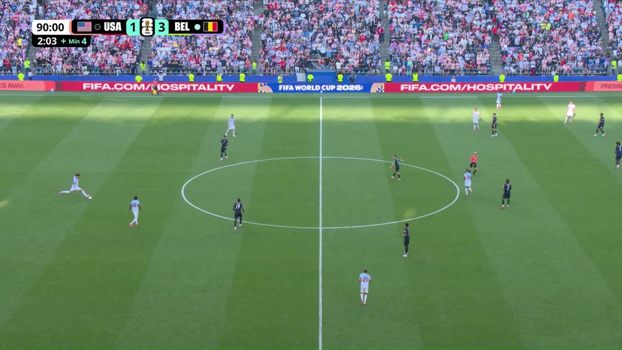 ¡GOL!  anota para Bélgica. Romelu Lukaku