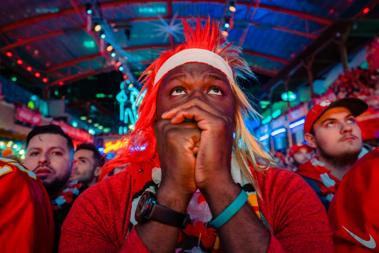 Así se gestó la heróica victoria de los Chiefs en el Super Bowl LIV tras anotar 21 puntos sin respuesta en el último cuarto para obtener su segundo título de Super Bowl en la historia de la franquicia. Los 49ers se quedan en la orilla y la espera sigue luego del último Vince Lombardi en 1995.