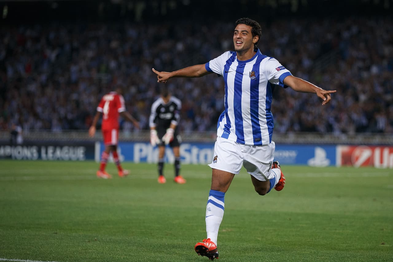 4. Carlos Vela con el Arsenal y la Real Sociedad: 5 goles