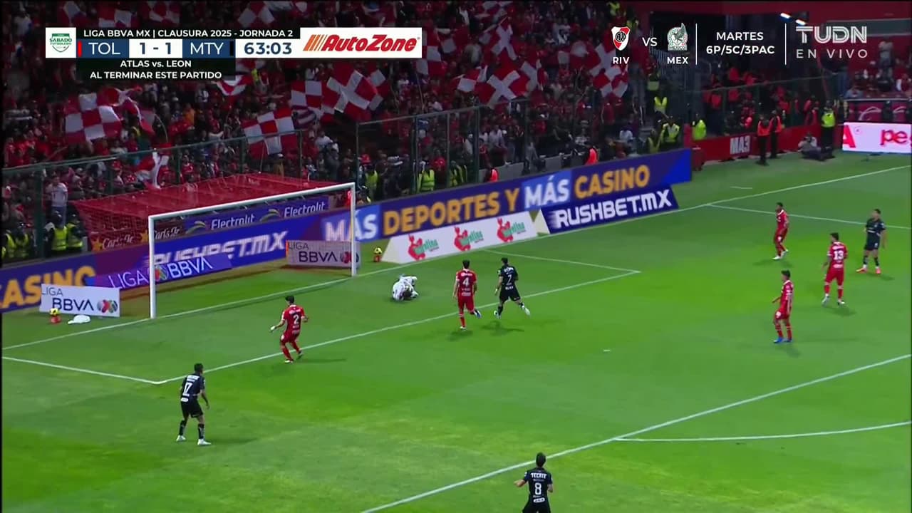 ¡TIRO ATAJADO! disparo por Ricardo Chávez.