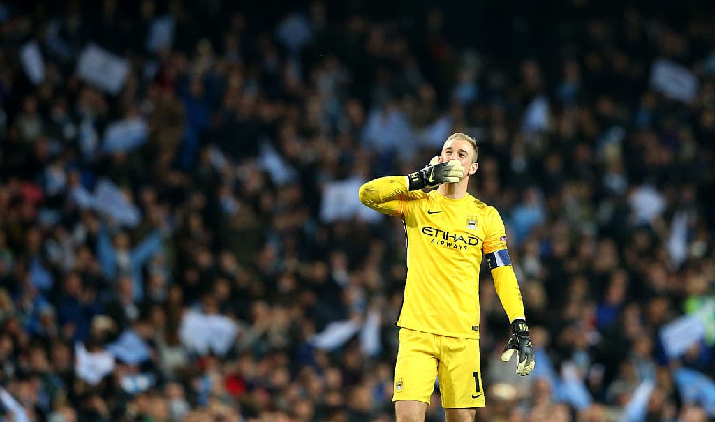 En la portería, Joe Hart dio una impresionante actuación en el partido de vuelta contra el Paris Saint-Germain en cuartos de final con sus cuatro atajadas .