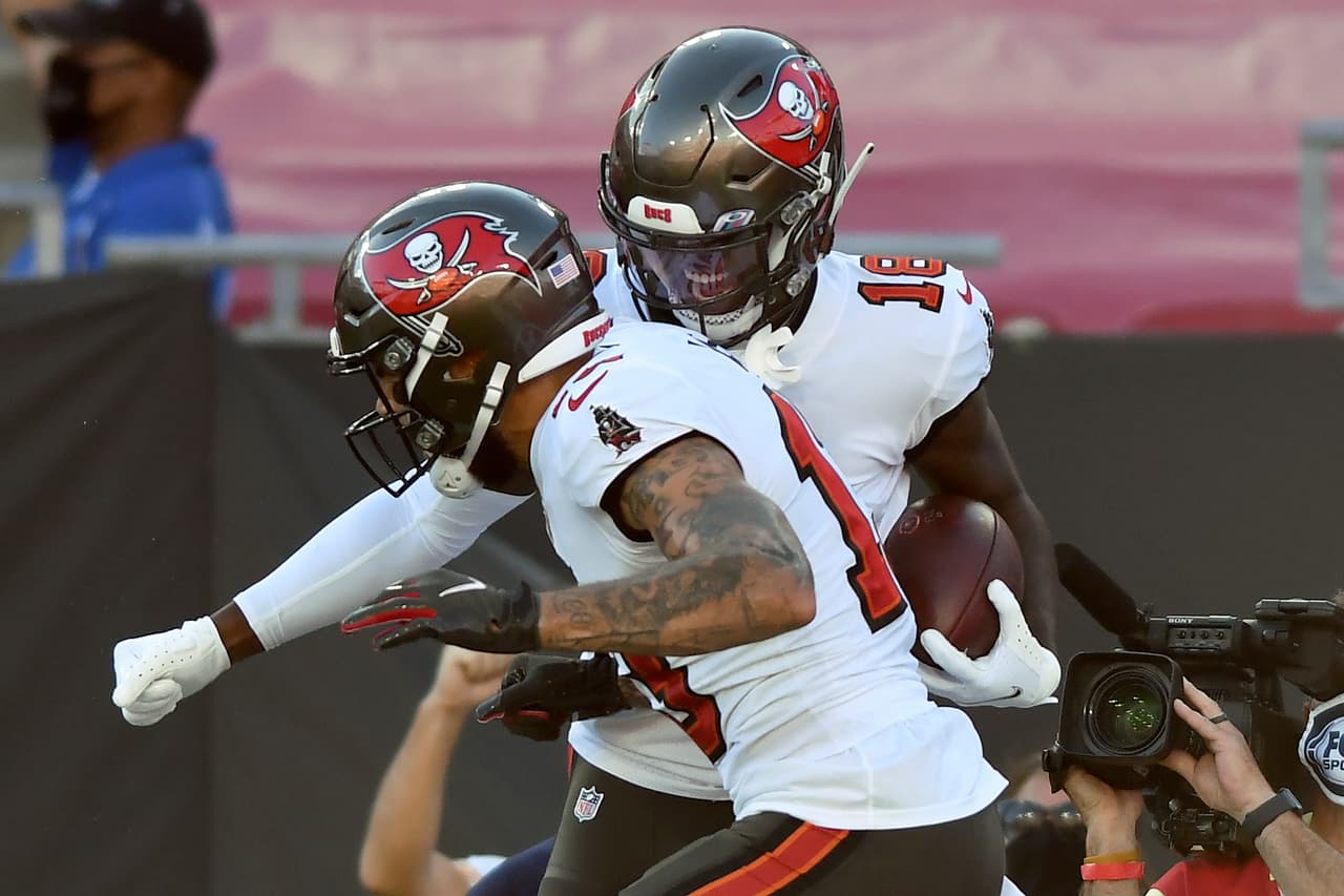 <b>Tampa Bay Buccaneers | victoria vs Packers 38-10</b>
<br>Su defensa ha mejorado bastante, pues presionaron muy bien a Rodgers, 12 veces para ser exactos. Tom Brady lanzó dos pases para anotación. Merecen estar en el top 10.