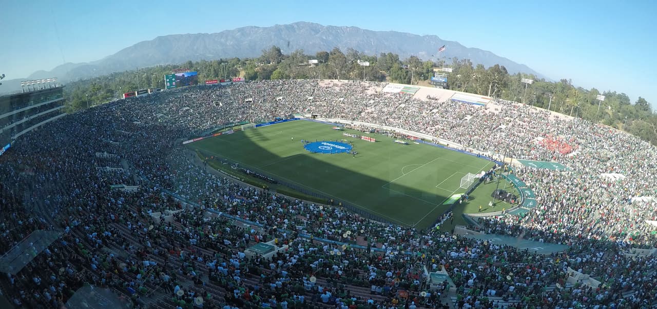 El Tri metió más de 80 mil personas al Rose Bowl