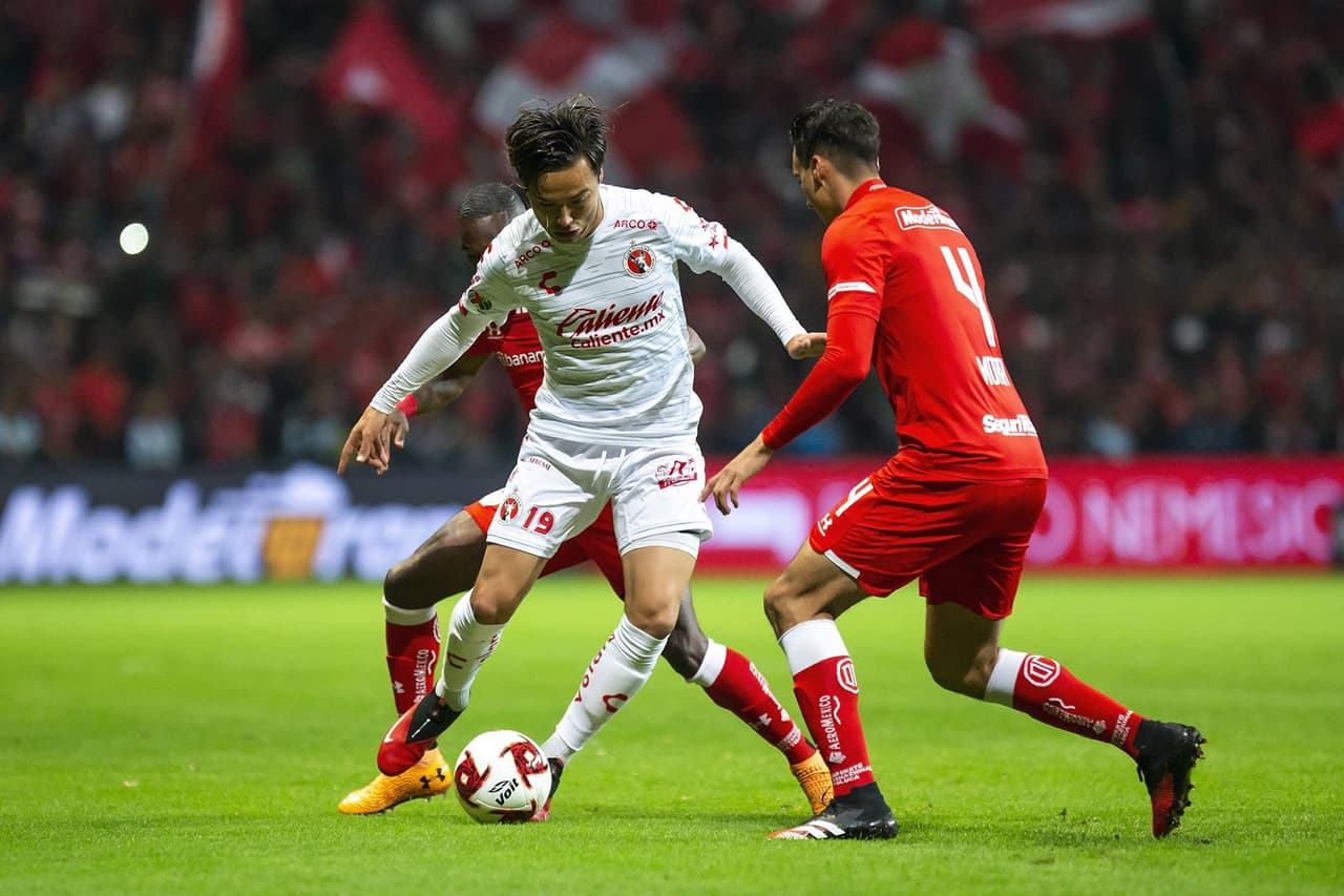 Sin tener control total del esférico, Toluca estaba más cerca de marcar el segundo gol del partido.