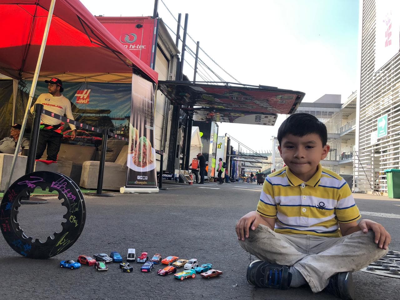 Con mucha pasión y un gran ambiente, así se vive el cierre de Nascar Challenge en México.