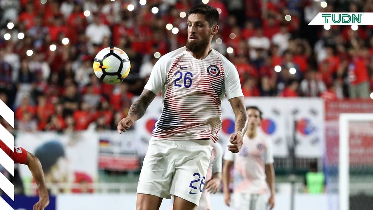 Dos ‘grandes’ de México buscan a uno de los goleadores de Chile 