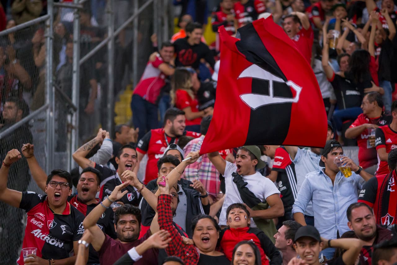 El gol se dio con un remate de cabeza tras un centro preciso de su capitán Rafael Márquez.