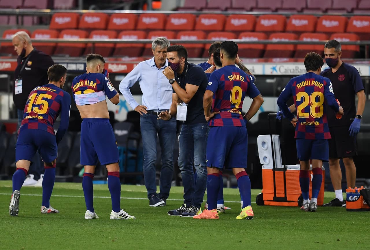 El vestidor del Barcelona, 'exhibido' ante el Atlético