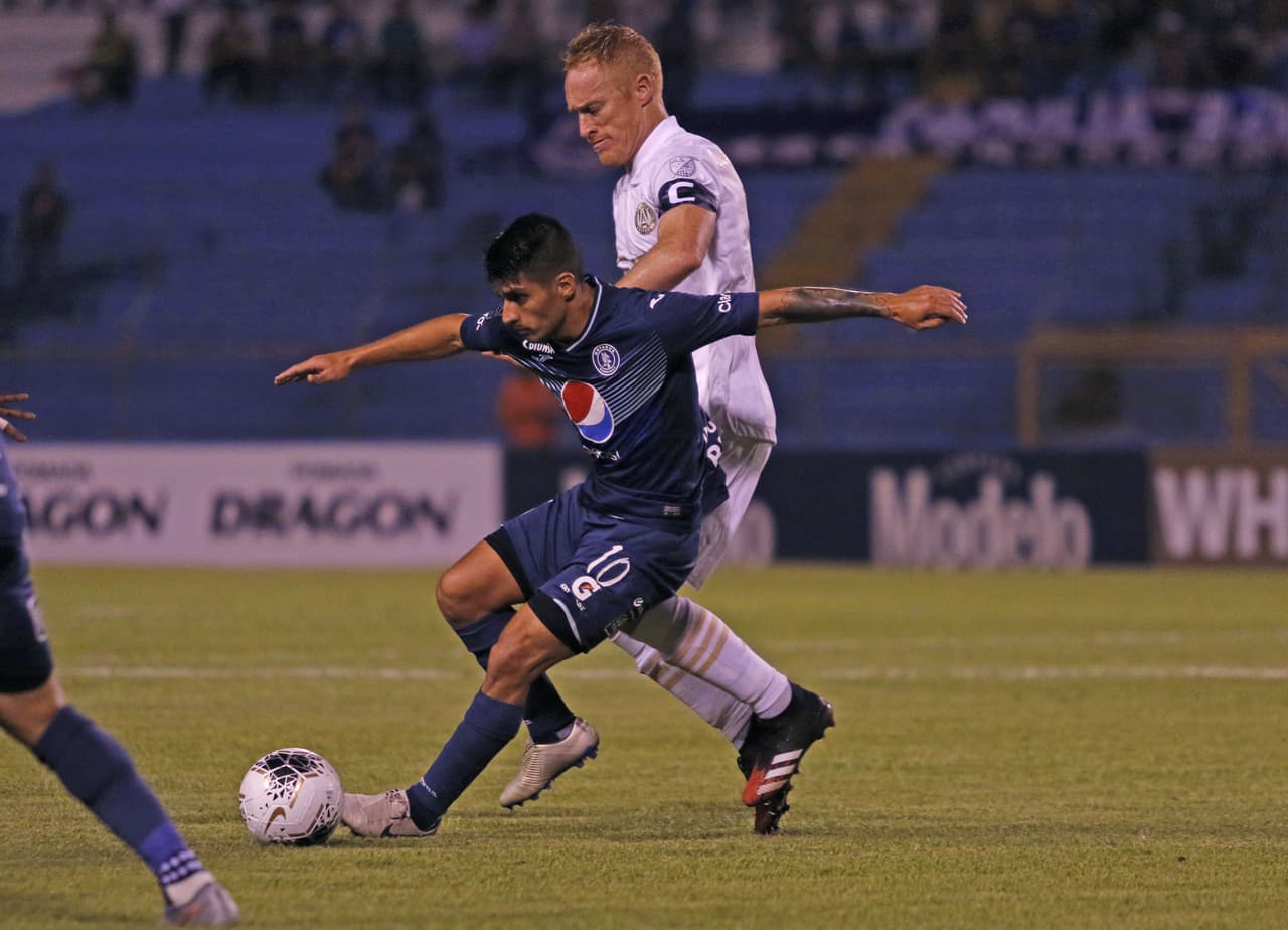 Roberto Moreira abrió el marcador al 34’ y un minuto después llegó el empate por parte de Josef Martínez. La vuelta se jugará en Atlanta el 25 de febrero.