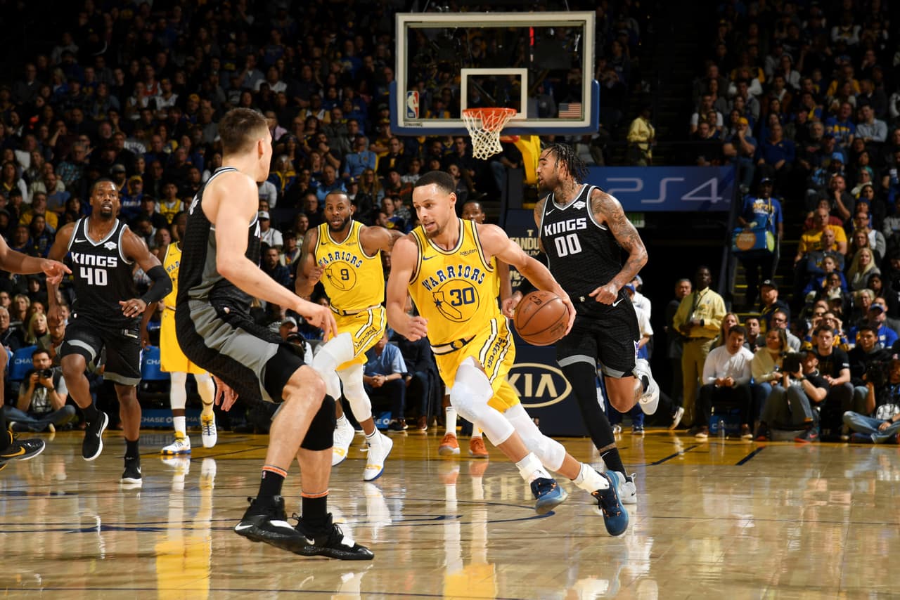 Kings 123-125 Warriors: triunfo apretado el de los Gonden State que se encomendaron a un Stephen Curry brillante para mantenerse en la cima del Oeste.