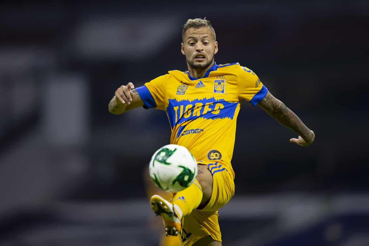 'Diente' López salió lesionado y no viajará con Tigres a Torreón