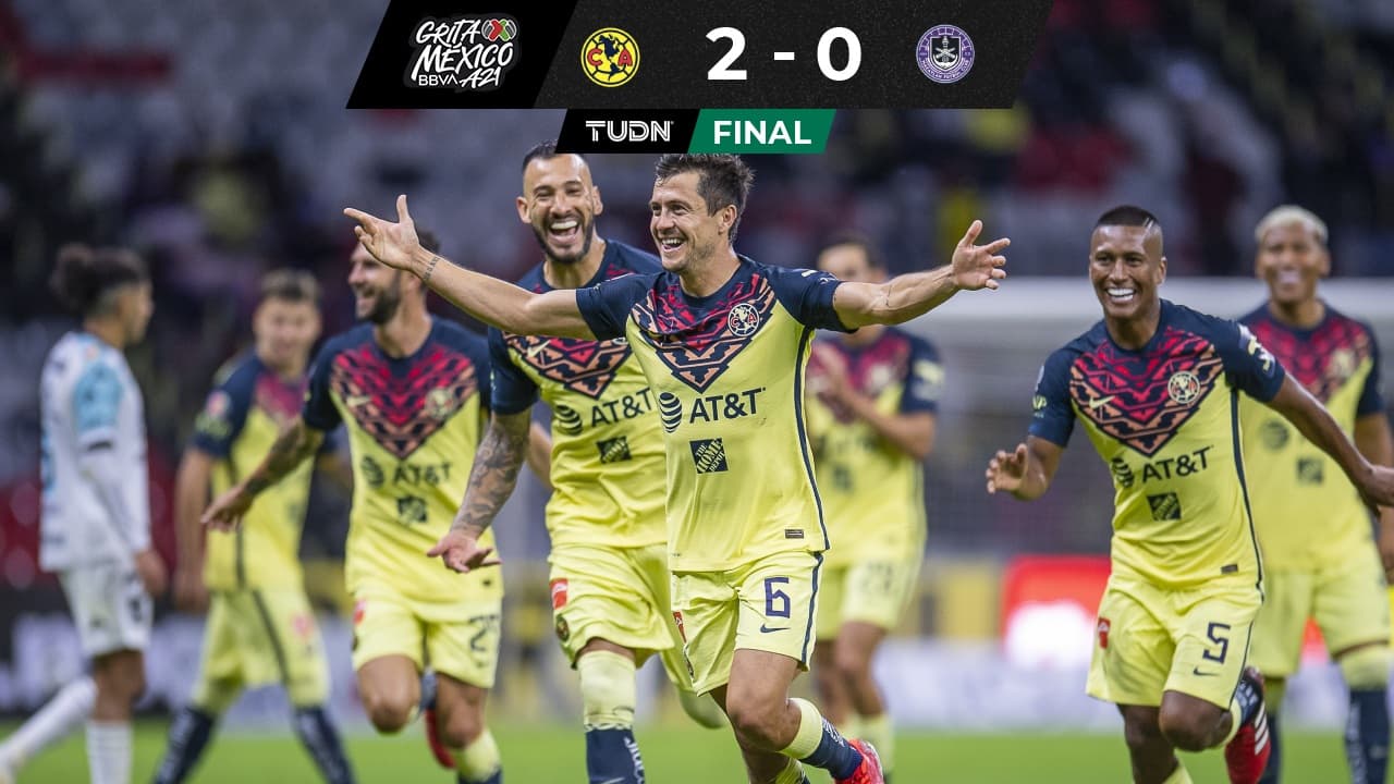 Fernando Madrigal celebró así su gol, el segundo del América a Mazatlán FC.