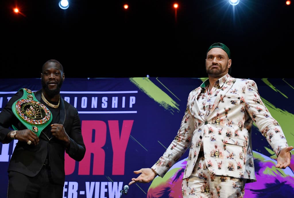 Entre sonrisas y bromas, Deontay Wilder y Tyson Fury presentaron la segunda pelea por el título mundial de los pesados que ostenta Wilder, será en febrero.