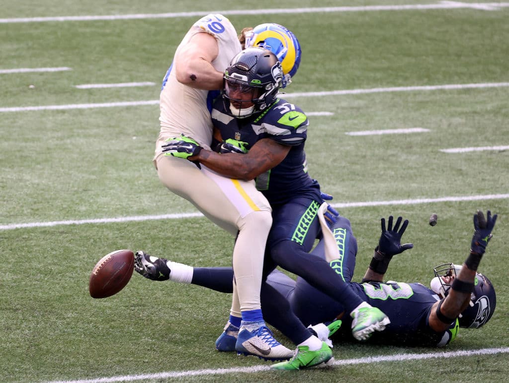 Los Rams aún podrían avanzar a la postemporada; se enfrentarán a los Cardinals.