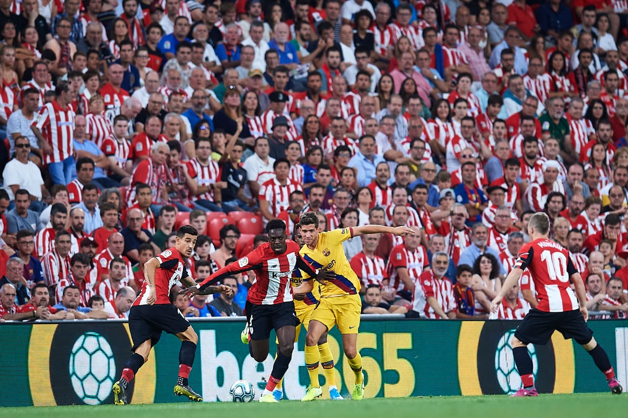 La afición en San Mamés comenzaba a alentar con fuerza a su equipo porque apreciaban con gran probabilidad una sorpresa.