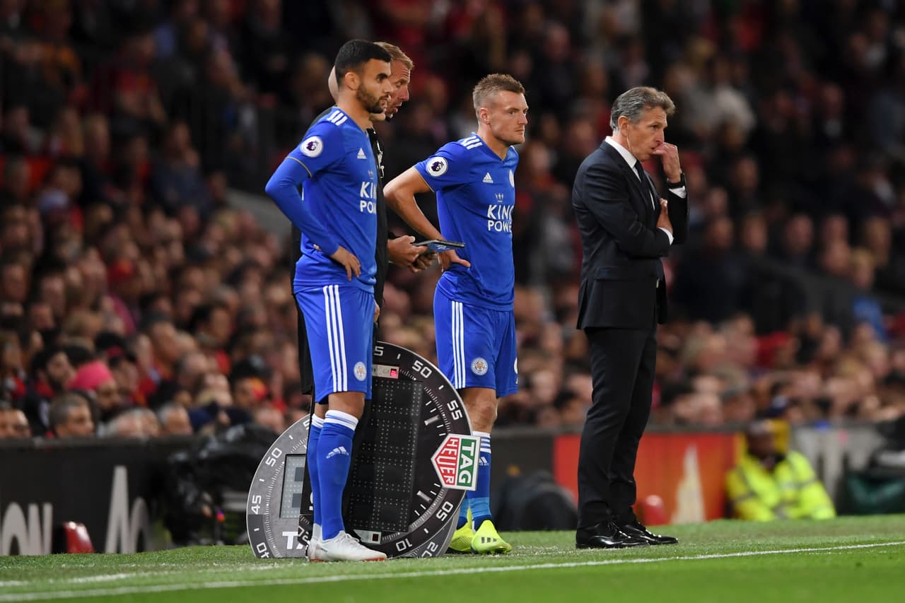 Claude Puel, entrenador del Leicester, vio que al nigeriano no le daban espacios y decidió darle espacio en el campo a Rachid Ghezzal y Jamie Vardy, quienes lo acompañaron con mayor presencia.