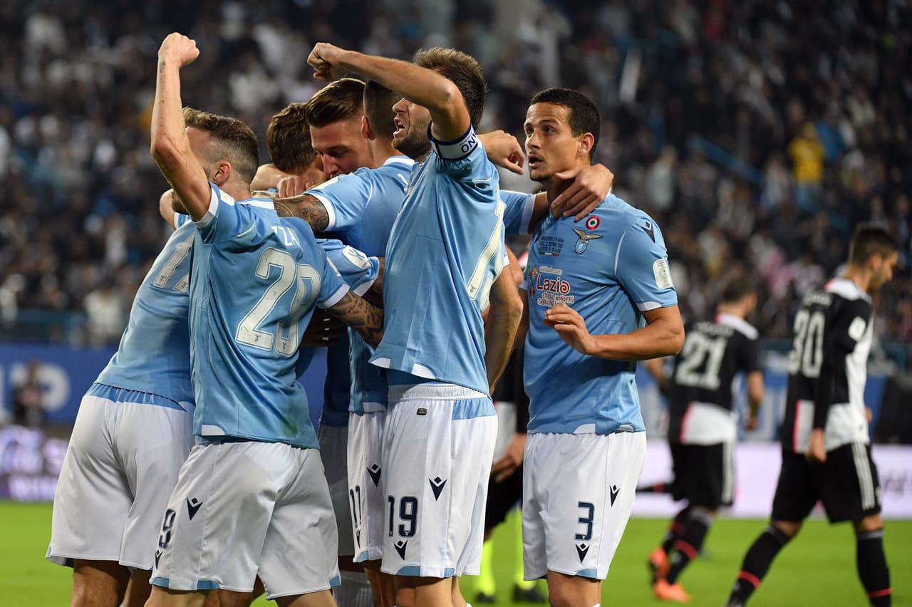 Romero (16’) abrió el marcador y Dybala (45’) empató para dar esperanza a los de Turín. Lulic (73’) marcó el segundo para Lazio y Danilo Cataldi (94’) cerró la cuenta para el 3-1 final.