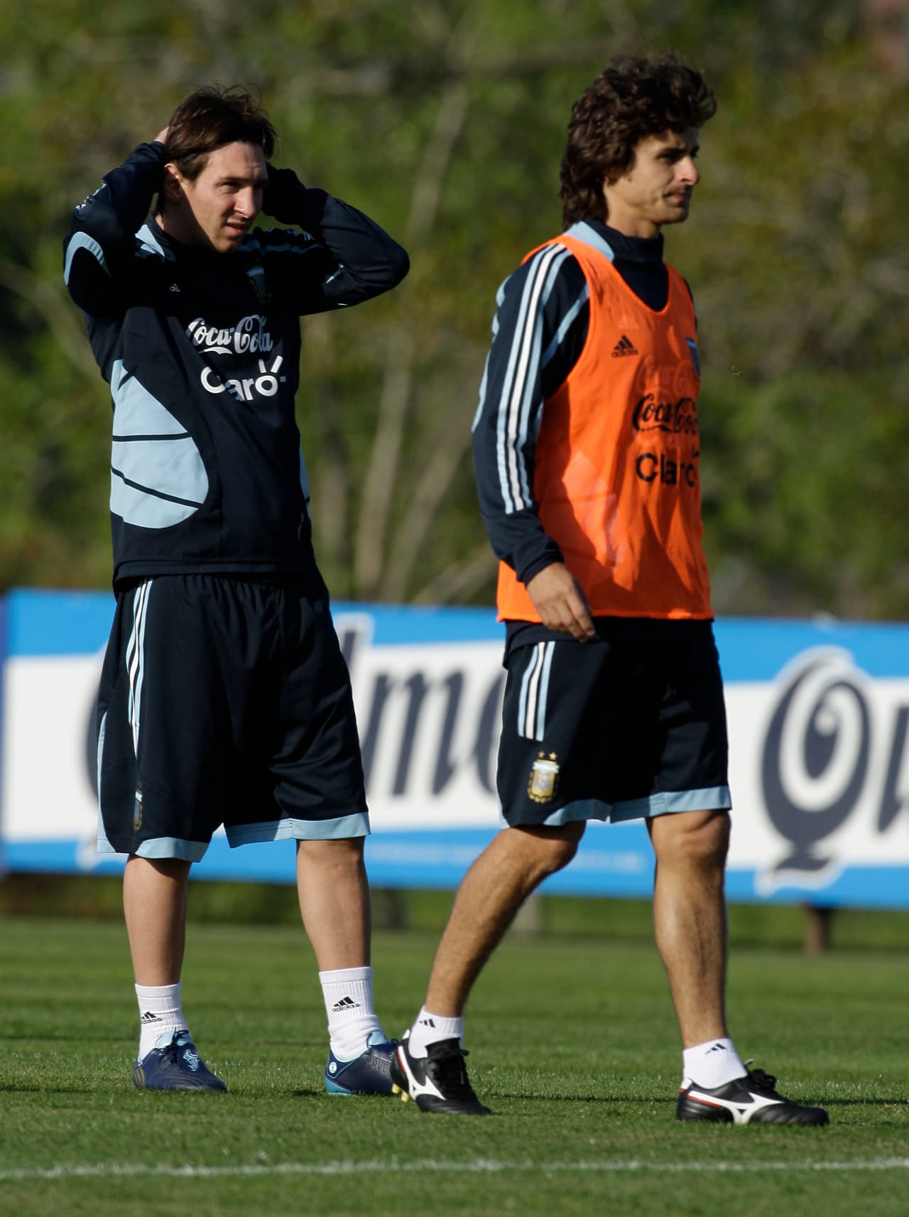 Messi y Aimar alcanzaron a ser compañeros de selección en Argentina incluso bajo el mando de otra leyenda como Diego Maradona.