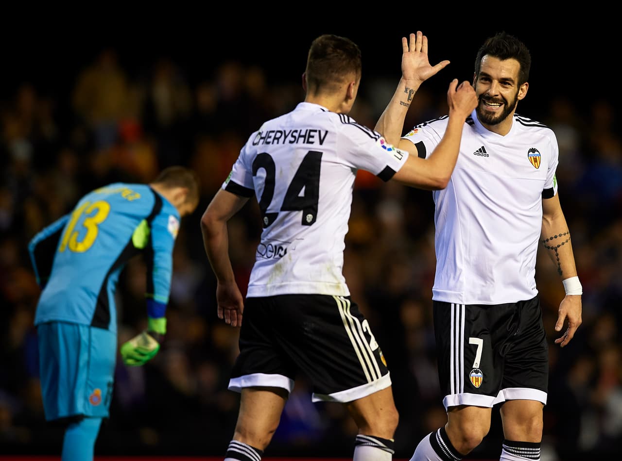 VALENCIA, SPAIN - FEBRUARY 13: Denis Cheryshev of Valencia celebrates scoring his team's second goal with his teammate Alvaro Negredo during the La Liga match between Valencia CF and RCD Espanyol at Estadi de Mestalla on February 13, 2016 in Valencia, Spain. (Photo by Manuel Queimadelos Alonso/Getty Images)