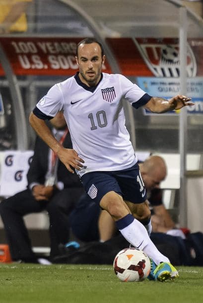 Es el jugador con más goles en la selección de Estados Unidos hasta el momento con 57.