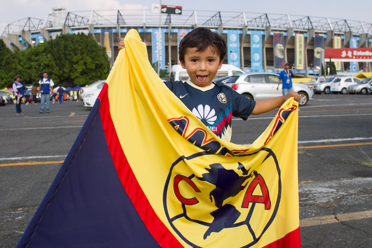 Fanáticos del América en la antesala del juego contra Puebla por la Jornada 10 del
<a href="https://www.univision.com/deportes/futbol/liga-mx/" target="_blank">Clausura 2019</a>.