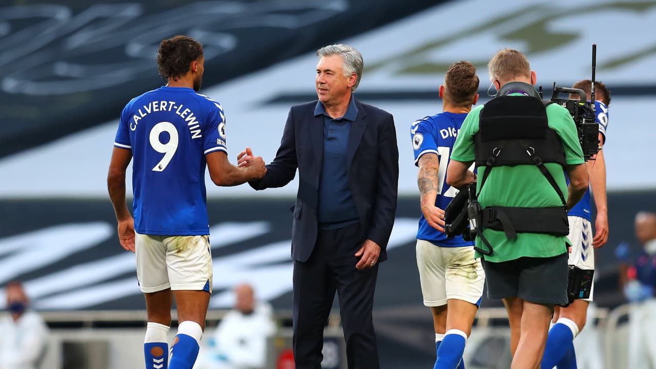 Everton acapara los premios del inicio de la Premier League