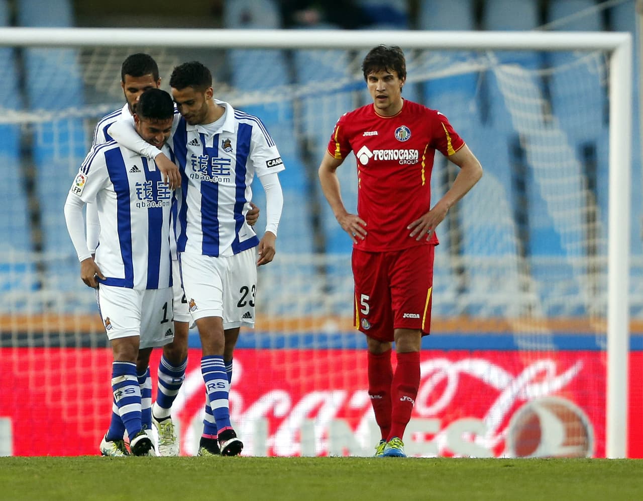 Diego Reyes felicitó a Vela por reencontrarse con el gol.