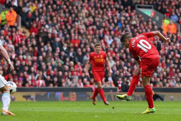 Pese a ser empatados tras ir ganando por dos goles de ventaja, los locales no se cayeron y un brasileño les devolvería la ventaja.