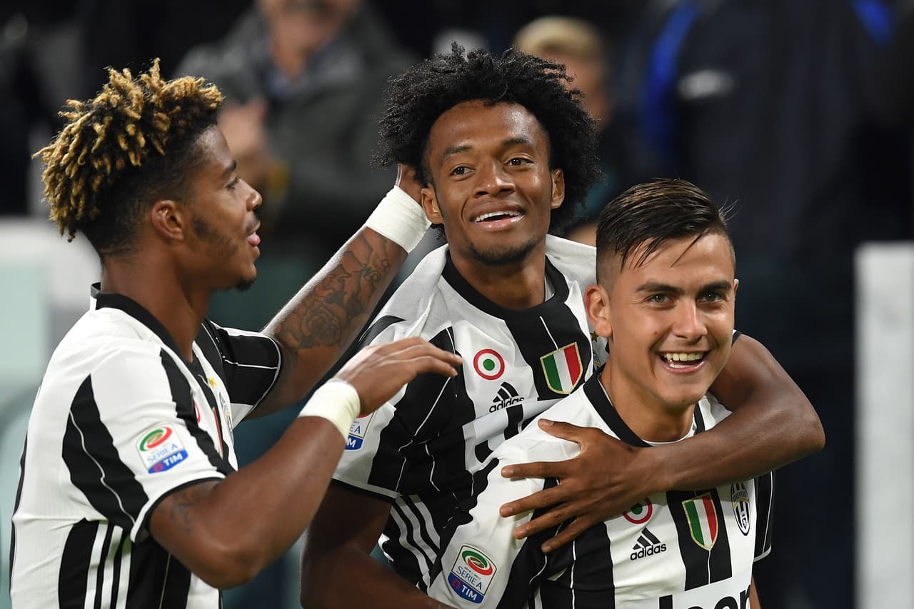 La nueva joya albiceleste se llama Paulo Dybala. Pese a nacer en Córdoba, Argentina, sus antepasados son polacos y se pensó que la selección de Polonia podría tentarlo para cambiar de país. La está rompiendo con la Juventus.