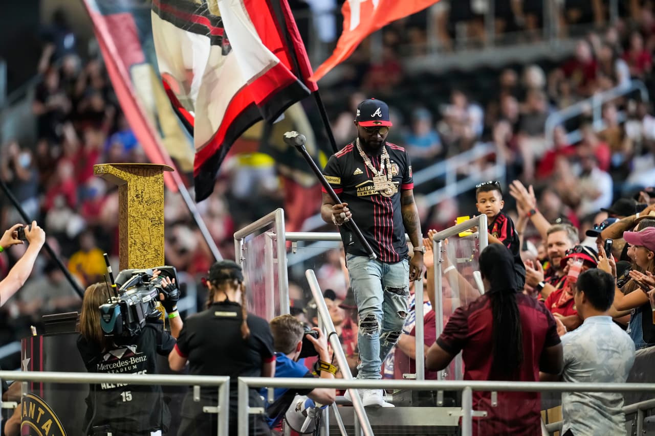 Una multitud volvió a darse cita en el Mercedes-Benz Stadium para ver el encuentro entre Atlanta United y Columbus Crew.
<br>