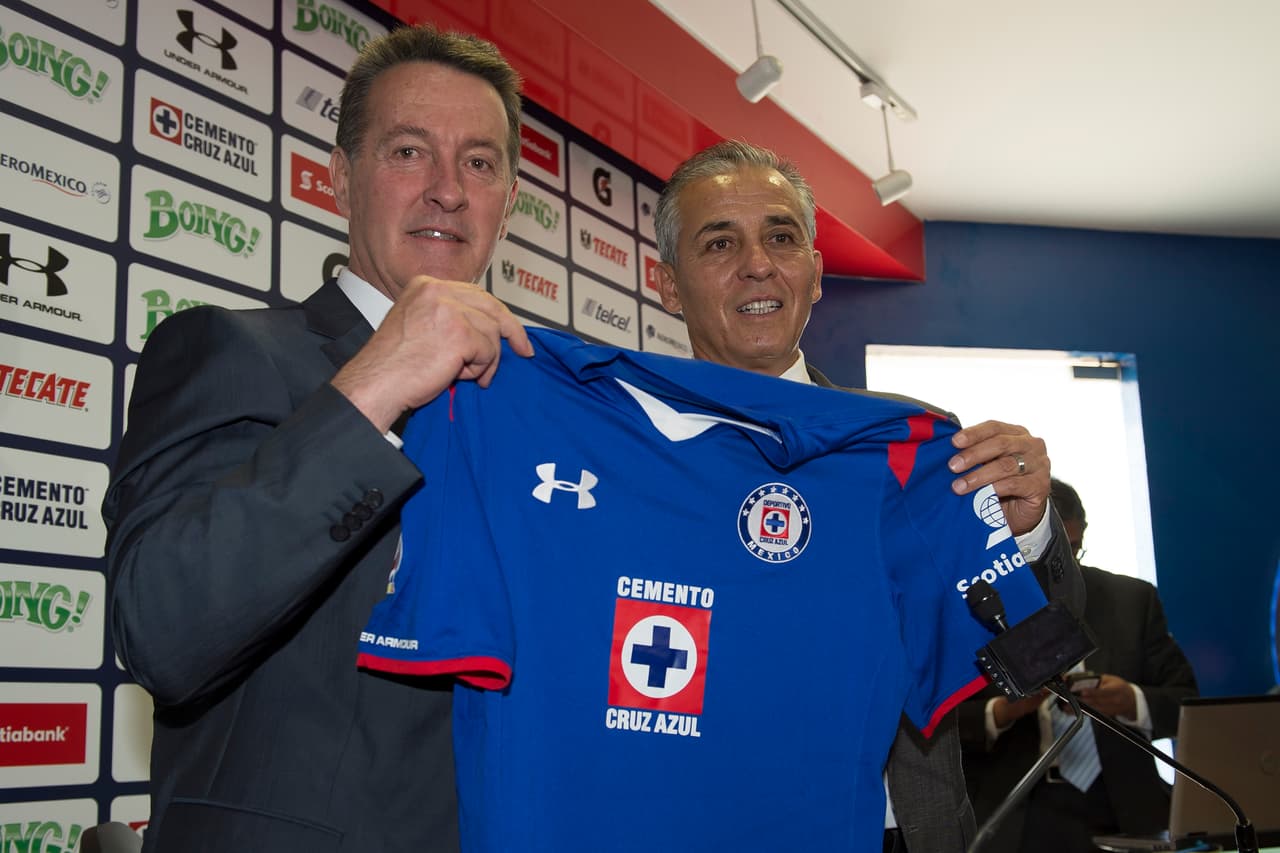 El entrenador tiene en mente el título con Cruz Azul