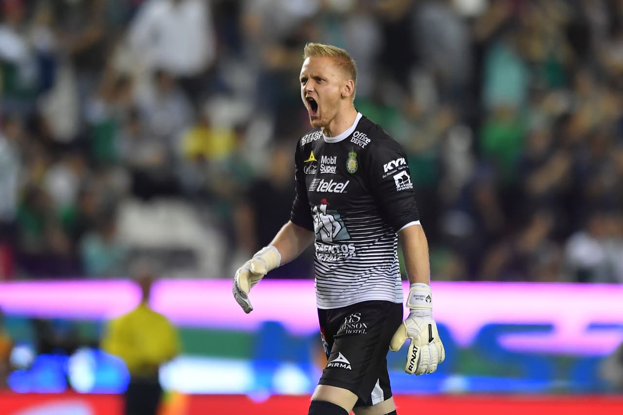 William Yarbrough: quien fuese el portero titular del León ahora pasa más tiempo en el banquillo que jugando. Sus oportunidades se limitan a la Copa MX donde ya tiene cuatro partidos.