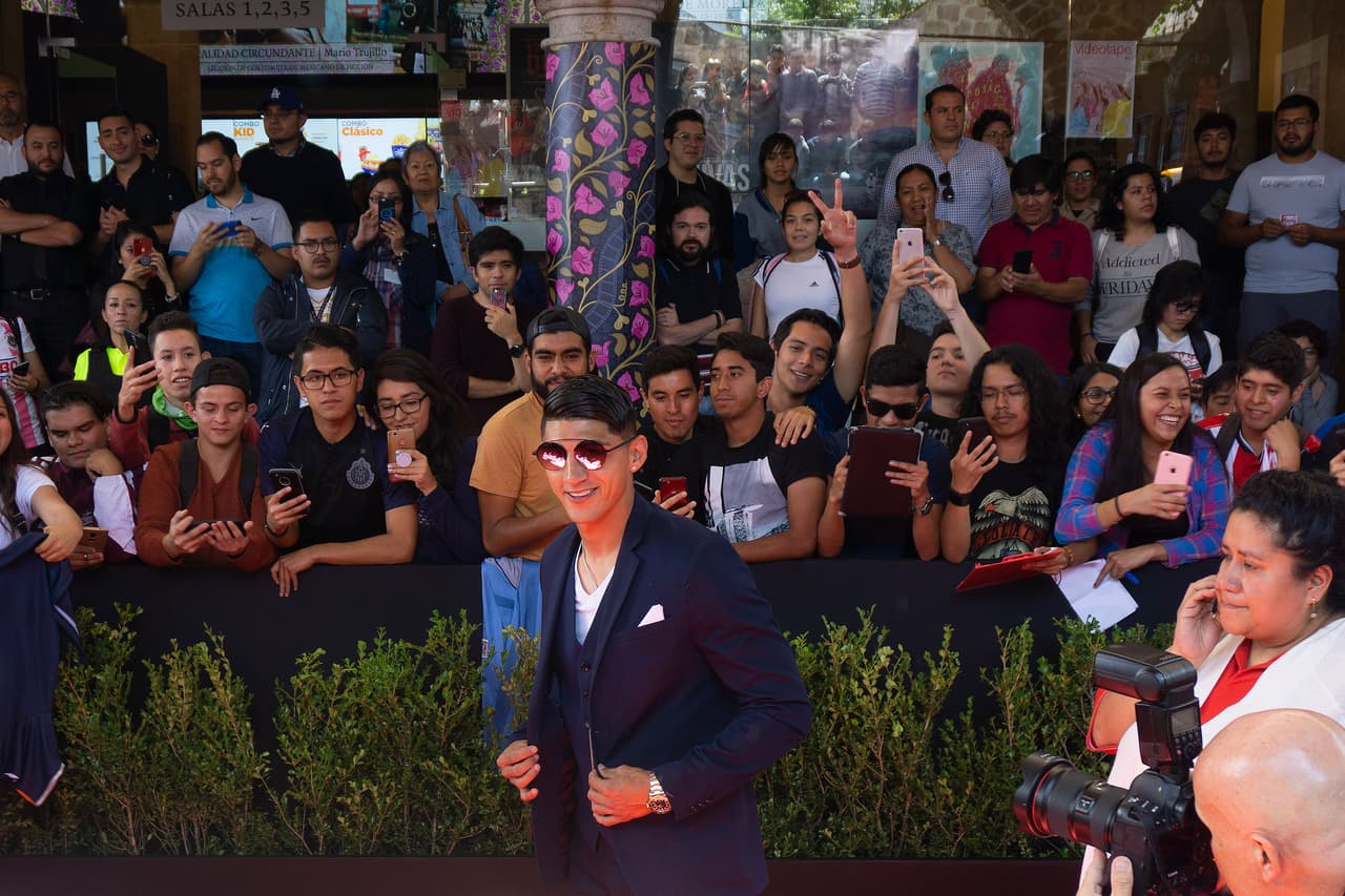 Uno de los referentes actuales del chiverío también arribó a la capital michoacana para la presentación de la cinta, Alan Pulido.