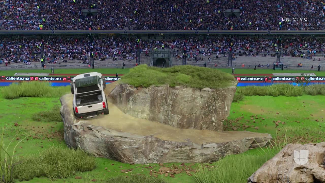 ¡TIRO ATAJADO! disparo por Sebastián Córdova.