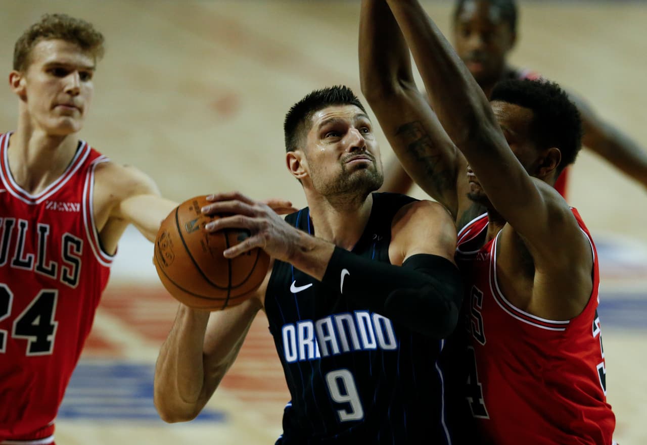 <b>10) Nikola Vucevic (Orlando Magic)</b>. El poste montenegrino del Magic está teniendo un resurgimiento en su carrera. Esta campa acumula 340 rebotes, 11.7 por juego.