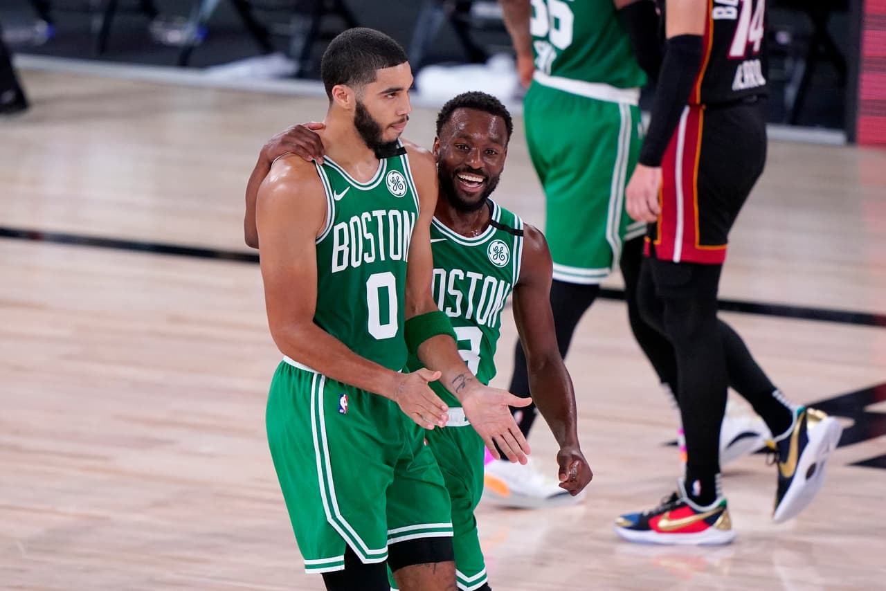 Los Boston Celtics ganan 117-106 y ponen la serie 2-1 | Borraron en tres cuartos al Miami Heat y se ponen a un juego de igualar la Final de Conferencia. | Bam Adebayo, Jaylen Brown y Jayson Tatum fueron los máximos anotadores del partido.