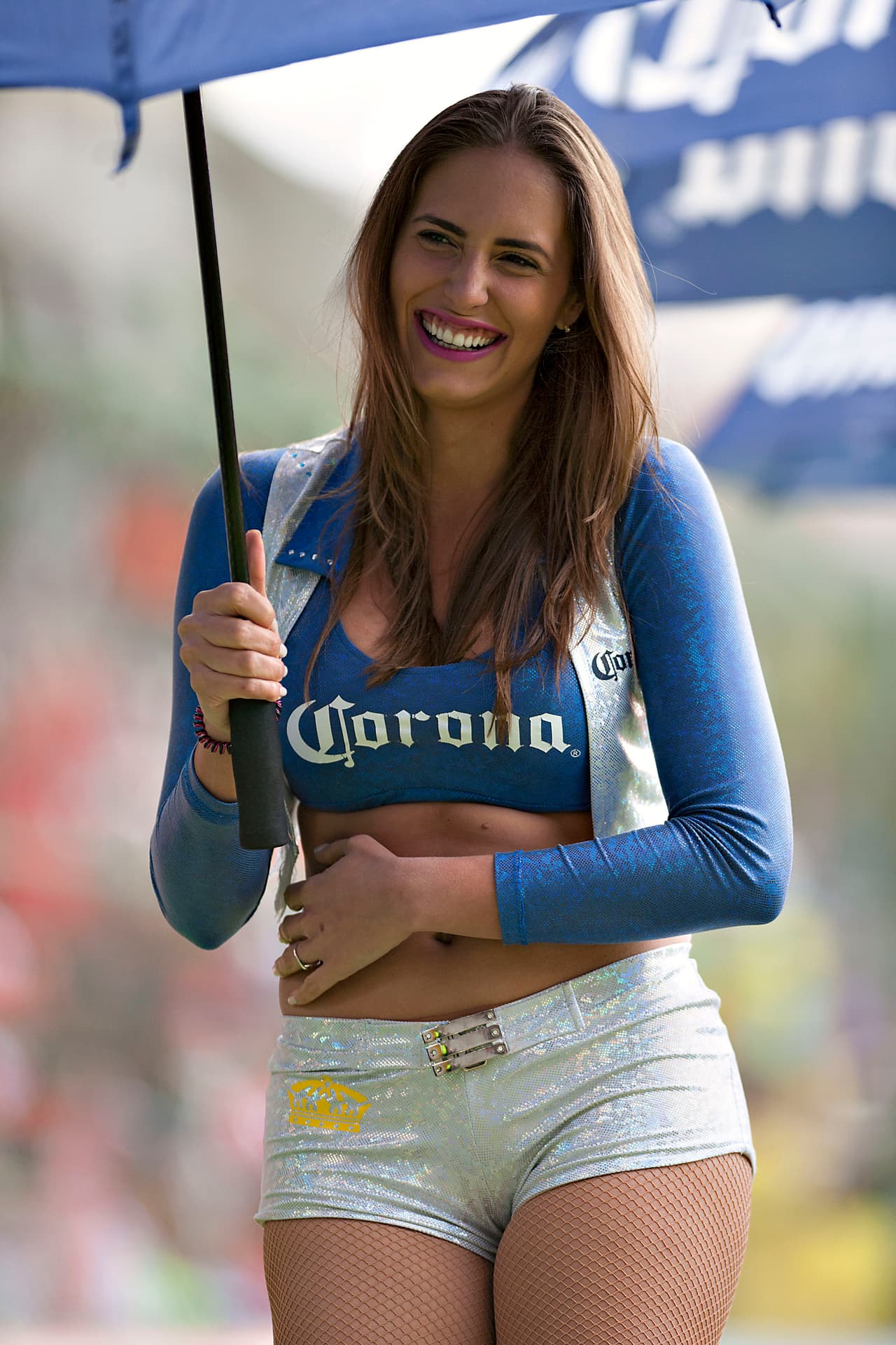 La belleza de las porristas en la fecha 13