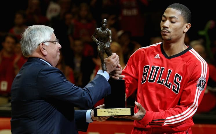 Rose fue ganador del premio al ‘Jugador Más Valioso’ de la NBA dos años después de ganar su premio como ‘Novato del Año’.
