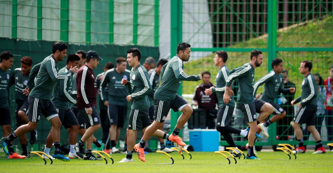 El equipo completo de México se entrena al máximo para llegar en su mejor versión contra Alemania en el debut de ambos equipos en el Mundial Rusia 2018.
