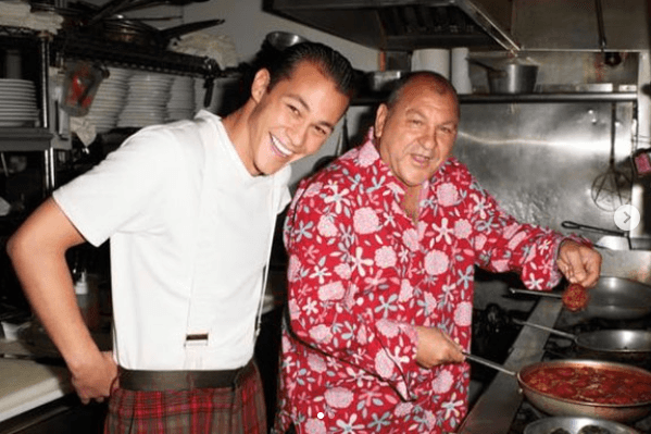 El cocinero del restaurante Emilios Ballato, hizo una publicación deseándole feliz cumpleaños.