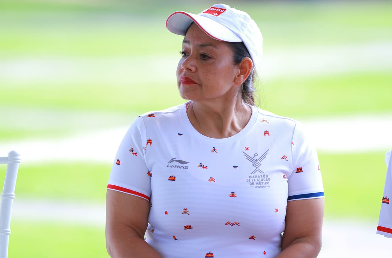 La Medio Maratón de Ciudad de México, que se celebrará el 28 de julio con el aval de la Asociación Internacional de Federaciones de Atletismo (IAAF), presentó sus playeras, indumentaria y medallas en un evento en la Boblioteca de la UNAM.