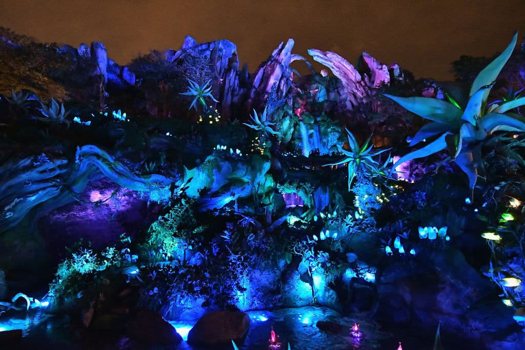 Cameron ha confirmado que la producción de la secuela Avatar 2 ha terminado y que el rodaje de Avatar 3 está casi terminado.